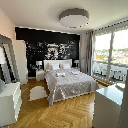 Budacastle Panoramic Luxurious Family Apt, Free Parking Included بودابست المظهر الخارجي الصورة