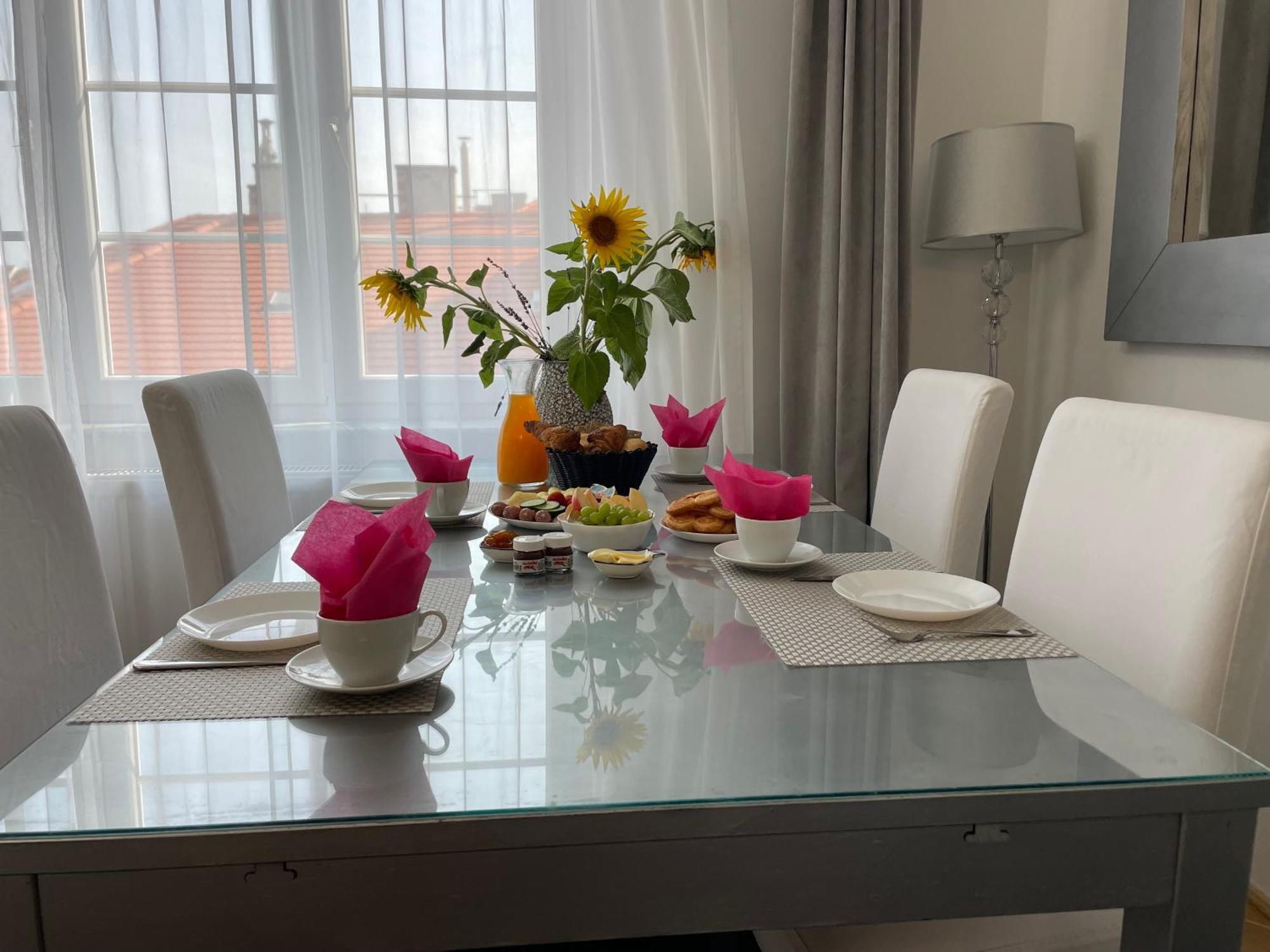 Budacastle Panoramic Luxurious Family Apt, Free Parking Included بودابست المظهر الخارجي الصورة