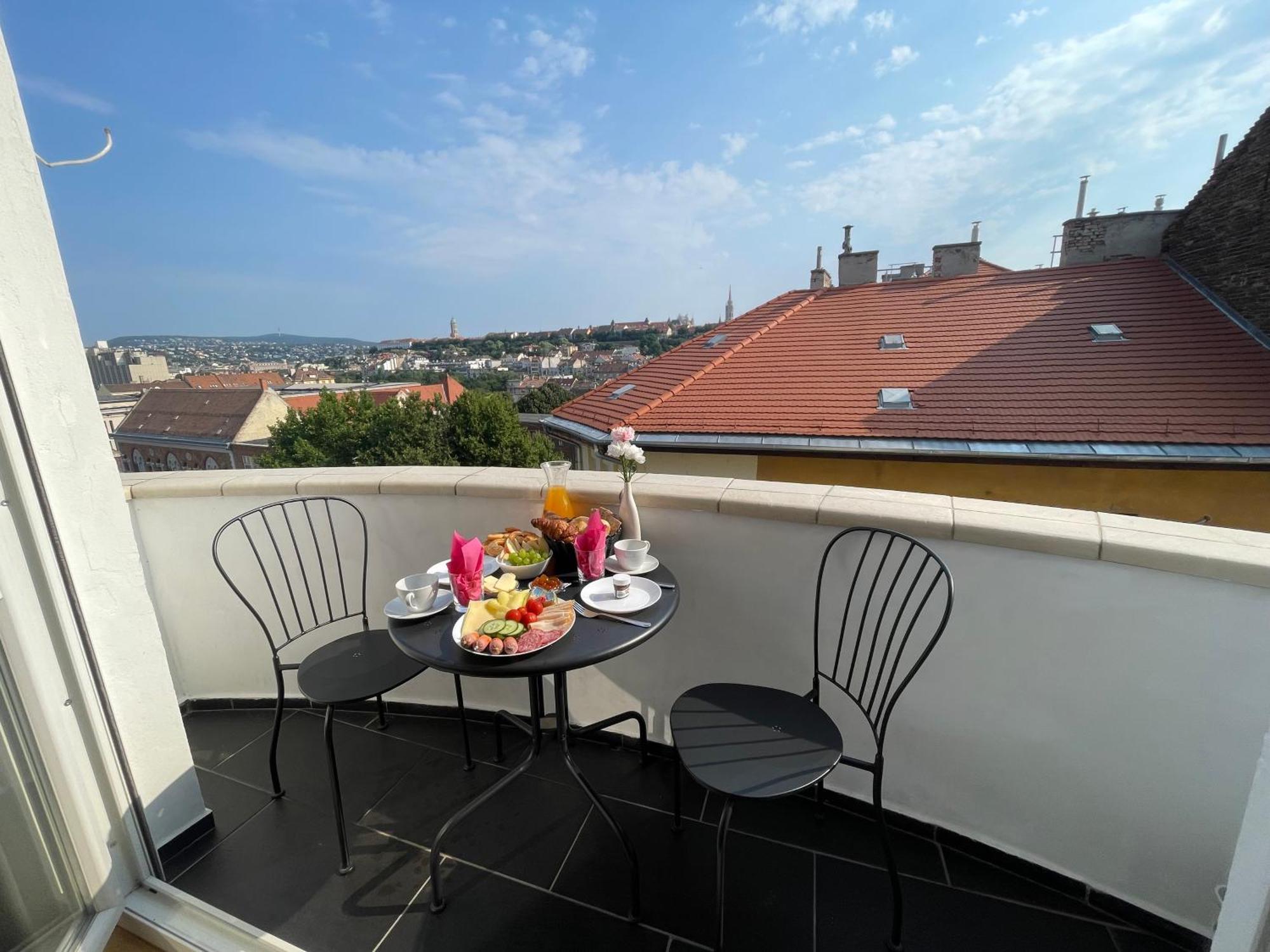 Budacastle Panoramic Luxurious Family Apt, Free Parking Included بودابست المظهر الخارجي الصورة